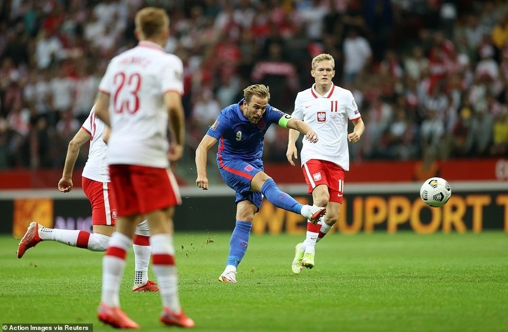 Germany, Italy, and Spain won big, England drew disappointingly with Poland 1